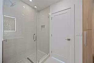 2590 Floyd St, Sarasota, FL 34239 - Photo 42