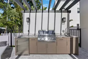 2590 Floyd St, Sarasota, FL 34239 - Photo 70