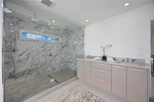 2590 Floyd St, Sarasota, FL 34239 - Photo 40