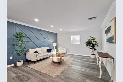 1008 37th Street W, Bradenton, FL 34205 - Photo 2