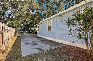 1008 37th St W, Bradenton, FL 34205 - Photo 26