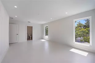 2596 Floyd St, Sarasota, FL 34239 - Photo 46