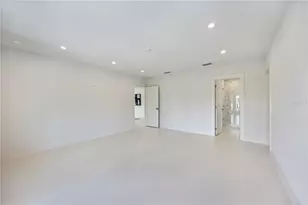 2596 Floyd St, Sarasota, FL 34239 - Photo 58