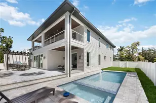 2596 Floyd St, Sarasota, FL 34239 - Photo 74