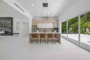 3500 Bay Shore Rd, Sarasota, FL 34234 - Photo 6