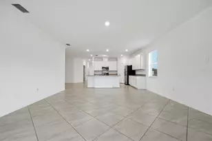 2607 Avolet Ct, Lakewood Ranch, FL 34211 - Photo 10