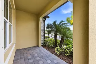 2607 Avolet Ct, Lakewood Ranch, FL 34211 - Photo 4