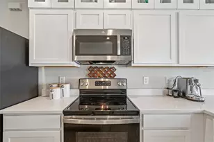 14229 Crimson Ave, Lakewood Ranch, FL 34211 - Photo 8