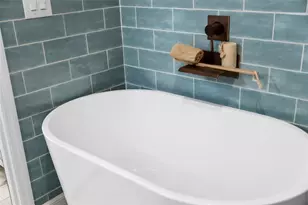 105 Tucker Ave, Sarasota, FL 34232 - Photo 50