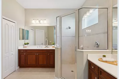 12204 Thornhill Court, Lakewood Ranch, FL 34202 - Photo 44