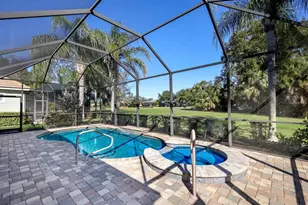 12204 Thornhill Ct, Lakewood Ranch, FL 34202 - Photo 2
