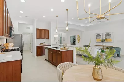 12204 Thornhill Court, Lakewood Ranch, FL 34202 - Photo 14