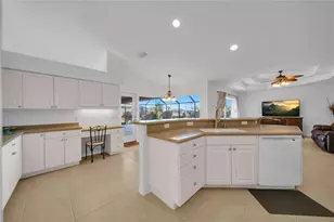 240 White Marsh Ln, Rotonda West, FL 33947 - Photo 12