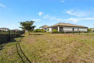 5107 Coral Reef Wy, Bradenton, FL 34211 - Photo 14