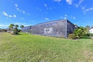 8055 Slipway Dr, Sarasota, FL 34240 - Photo 26