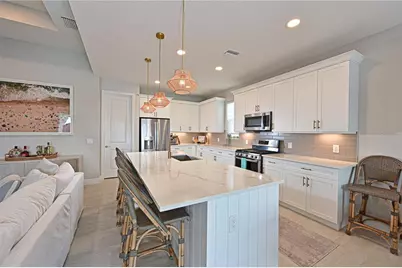 8055 Slipway Drive, Sarasota, FL 34240 - Photo 10