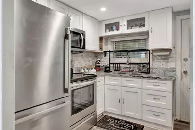997 28th Avenue Drive E, Bradenton, FL 34208 - Photo 10