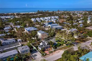 6901 Poinsetta Ave, Longboat Key, FL 34228 - Photo 4