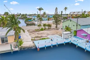 11306 Matlacha Ave, Matlacha, FL 33993 - Photo 4