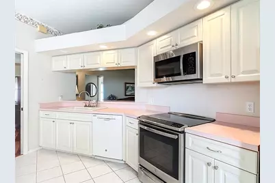 4903 Tamarack Trail, Venice, FL 34293 - Photo 16