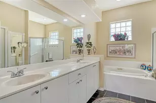 5270 Far Oak Cir, Sarasota, FL 34238 - Photo 20