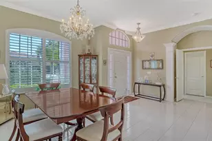 5270 Far Oak Cir, Sarasota, FL 34238 - Photo 14