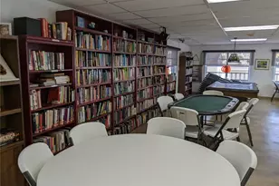 3562 Lake Bayshore Dr, Bradenton, FL 34205 - Photo 30