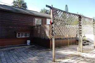 618 Avenida De Mayo, Sarasota, FL 34242 - Photo 2