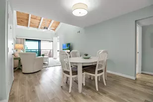 1555 Tarpon Center Dr, Venice, FL 34285 - Photo 16