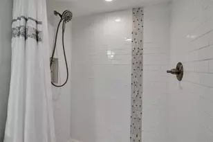 1555 Tarpon Center Dr, Venice, FL 34285 - Photo 20