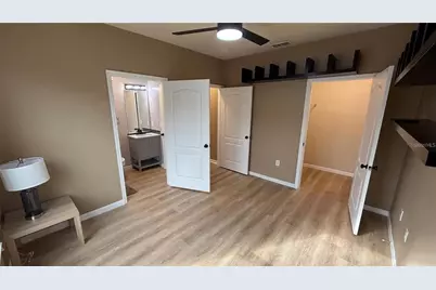 10414 Villa View Circle, Tampa, FL 33647 - Photo 32