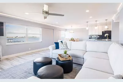 1750 Benjamin Franklin Drive #10G, Sarasota, FL 34236 - Photo 10