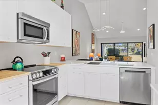 5222 Myrtle Wood, Sarasota, FL 34235 - Photo 16