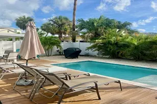 311 63rd St, Holmes Beach, FL 34217 - Photo 8