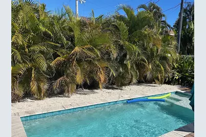 311 63rd Street, Holmes Beach, FL 34217 - Photo 6