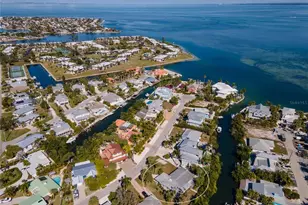 507 58th St, Holmes Beach, FL 34217 - Photo 1