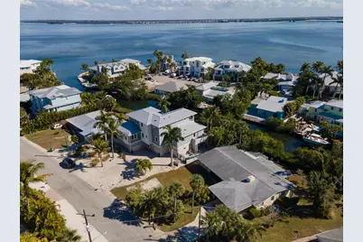 507 58th Street, Holmes Beach, FL 34217 - Photo 16