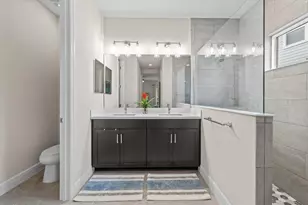 13185 Steinhatchee Loop, Venice, FL 34293 - Photo 32