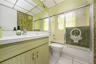 3801 Chinaberry, Bradenton, FL 34208 - Photo 12