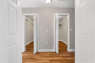 5309 Gardens Dr, Sarasota, FL 34243 - Photo 18