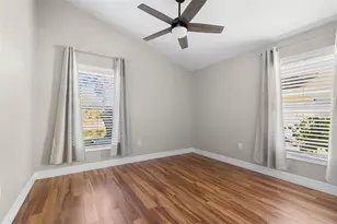 5309 Gardens Dr, Sarasota, FL 34243 - Photo 26