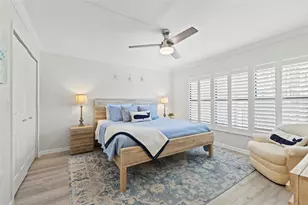 1001 Benjamin Franklin Dr, Sarasota, FL 34236 - Photo 26