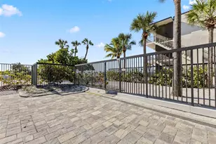 1001 Benjamin Franklin Dr, Sarasota, FL 34236 - Photo 34