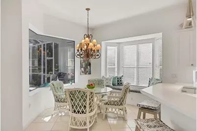 8135 Abingdon Court, University Park, FL 34201 - Photo 16