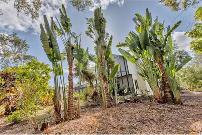 1035 Sirus Trail, Sarasota, FL 34232 - Photo 44