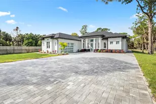 1687 19th St SW, Naples, FL 34117 - Photo 44