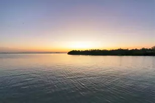 7318 Westmoreland Dr, Sarasota, FL 34243 - Photo 14