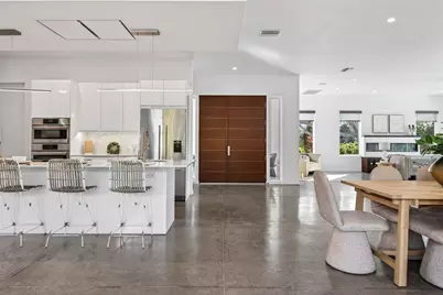 405 Edwards Drive, Sarasota, FL 34243 - Photo 4