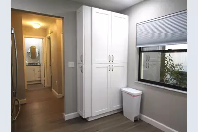 376 Oak Hill Drive #36, Sarasota, FL 34232 - Photo 6