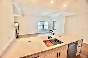 750 N Tamiami Trl, Sarasota, FL 34236 - Photo 8